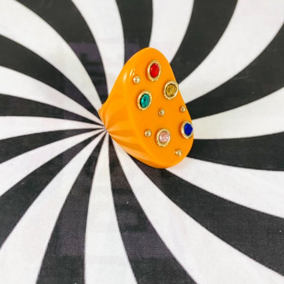 Killer gemstone studded acrylic cocktail ring 7.75 - Picture 5 of 6